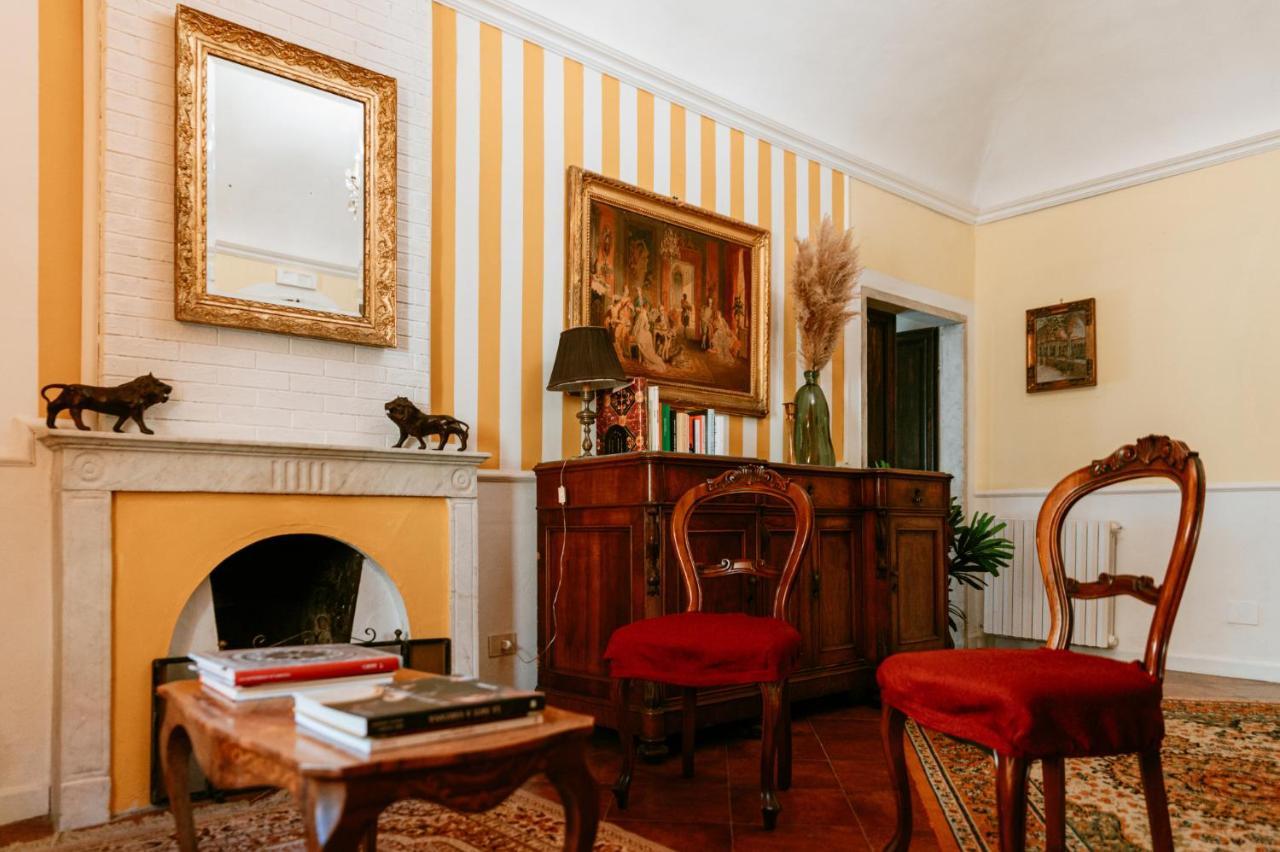 La Foresteria Di Palazzo Picedi Benettini Sarzana Exterior foto