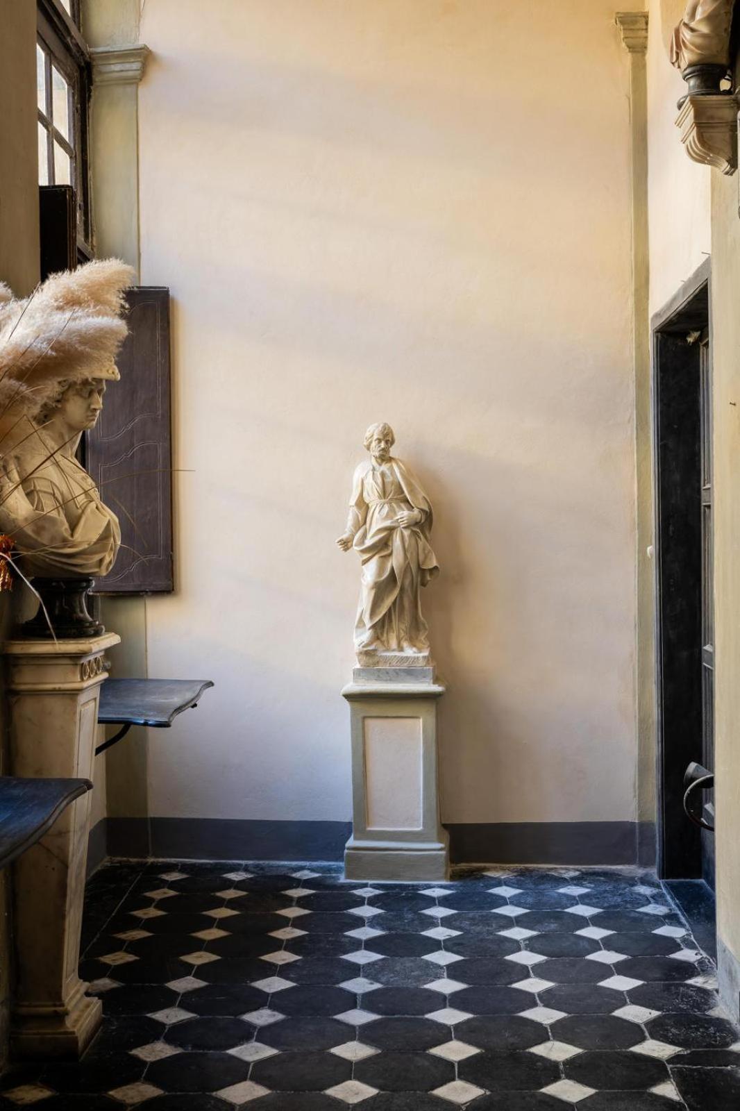 La Foresteria Di Palazzo Picedi Benettini Sarzana Exterior foto